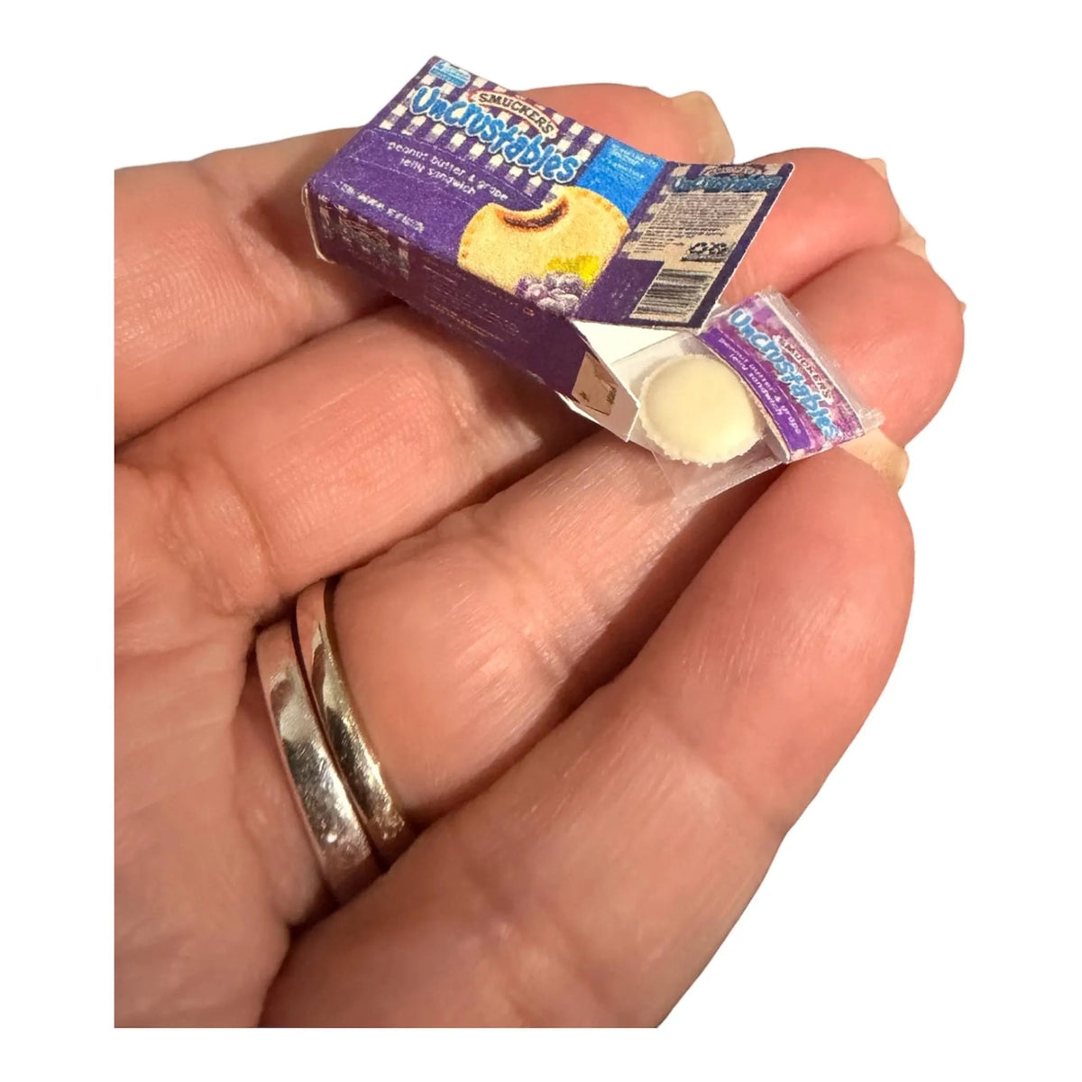 1:12 Scale Miniature Peanut Butter Sandwiches for Dollhouse