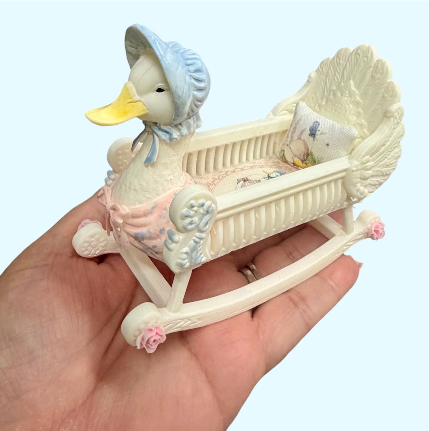 1:12 Scale Duck Cradle