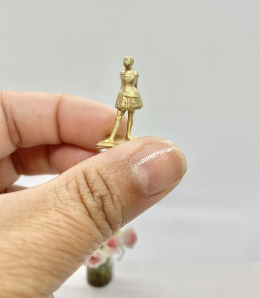 Ballerina Figurine for dollhouse decor image 1
