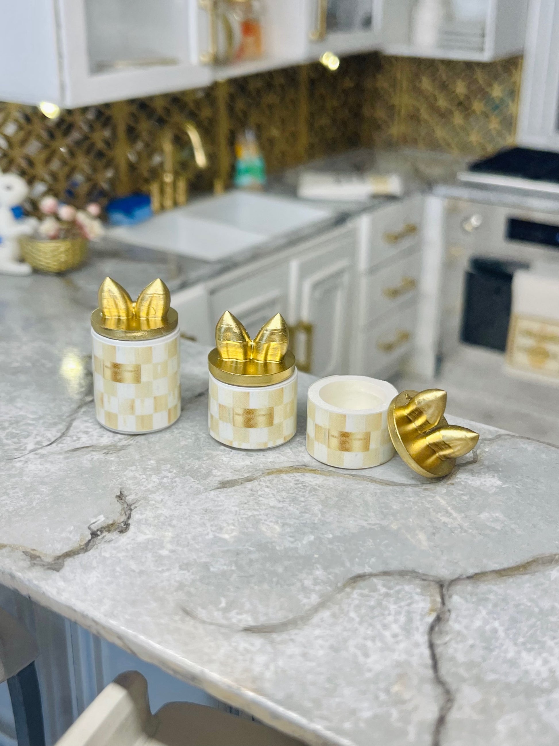 1:12 Scale Miniatute Gold Check Bunny Ears canister set  image 0