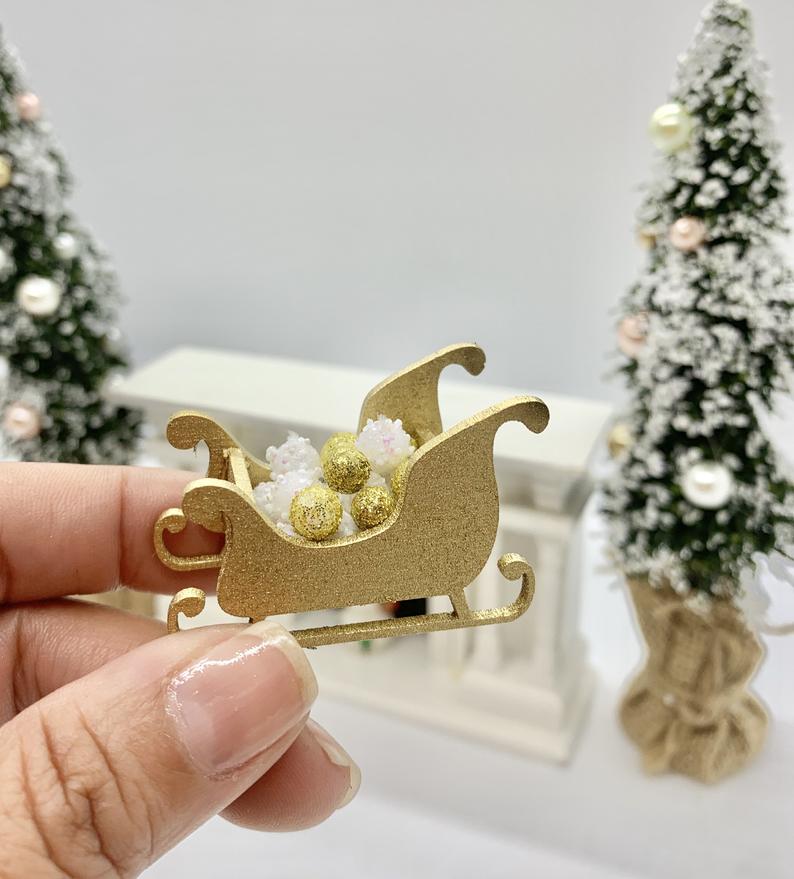 Gold Sleigh for dollhouse décor image 1