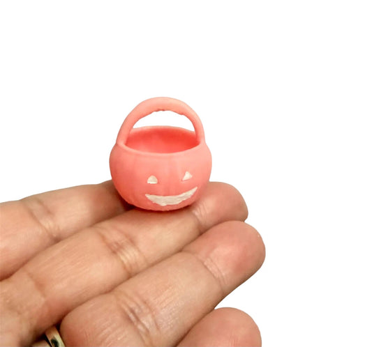 1:12 Scale Dollhouse Pink Jack O Lantern Halloween Bucket