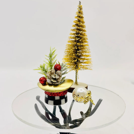 1:12 Scale Miniature Christmas Hat Arrangement