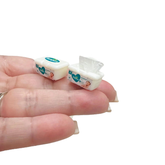 1:12 Scale Miniature Dollhouse Wipes Set