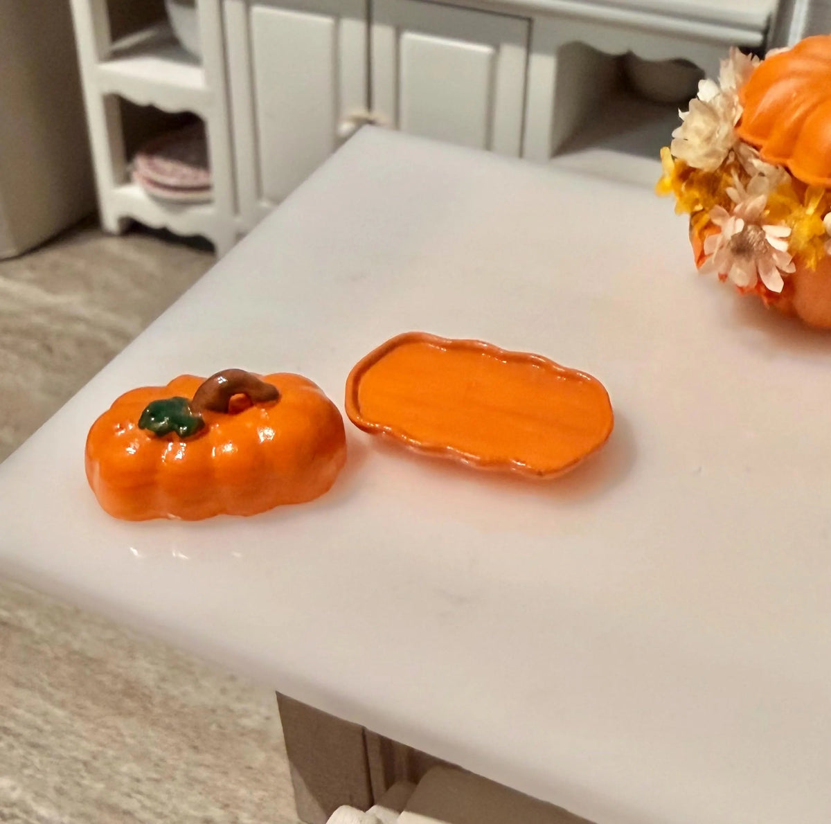 1:12 Scale Miniature Pumpkin Butter Dish for Dollhouse