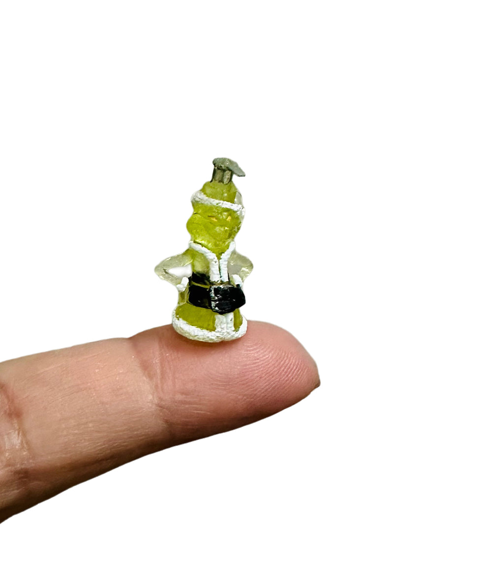 1:12 Scale Dollhouse Grinch Soap  Dispenser  image 0