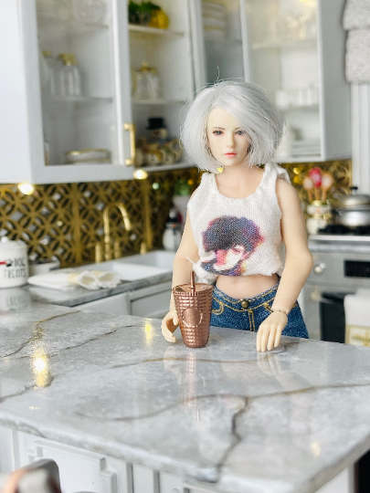 1:12 Scale Miniature Rose Gold Tumbler cup for dollhouse image 1