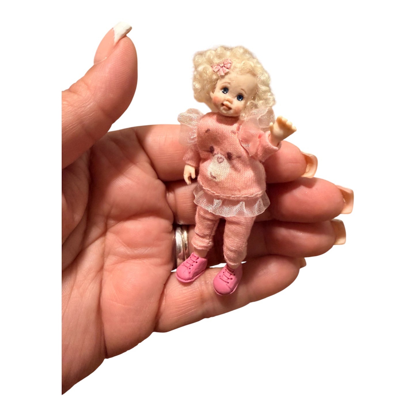 1:12  Scale OOAK Karen Tadman doll