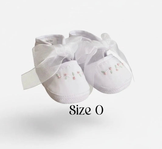 Size 0 Newborn Embroidered rosebud Organza Bow Shoes Booties