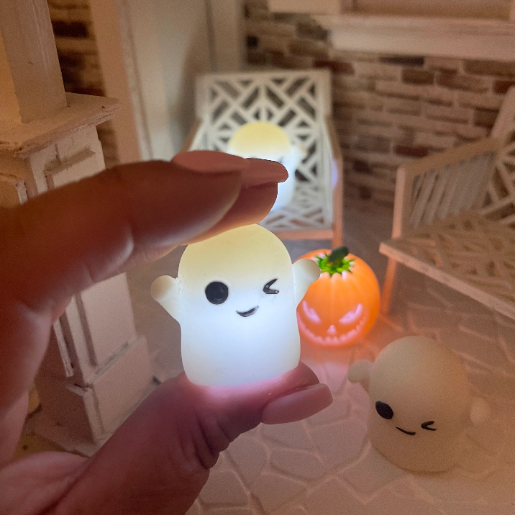 Halloween Ghost with Light for dollhouse décor image 0