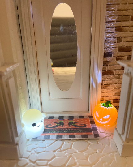 Halloween Ghost with Light for dollhouse décor image 1