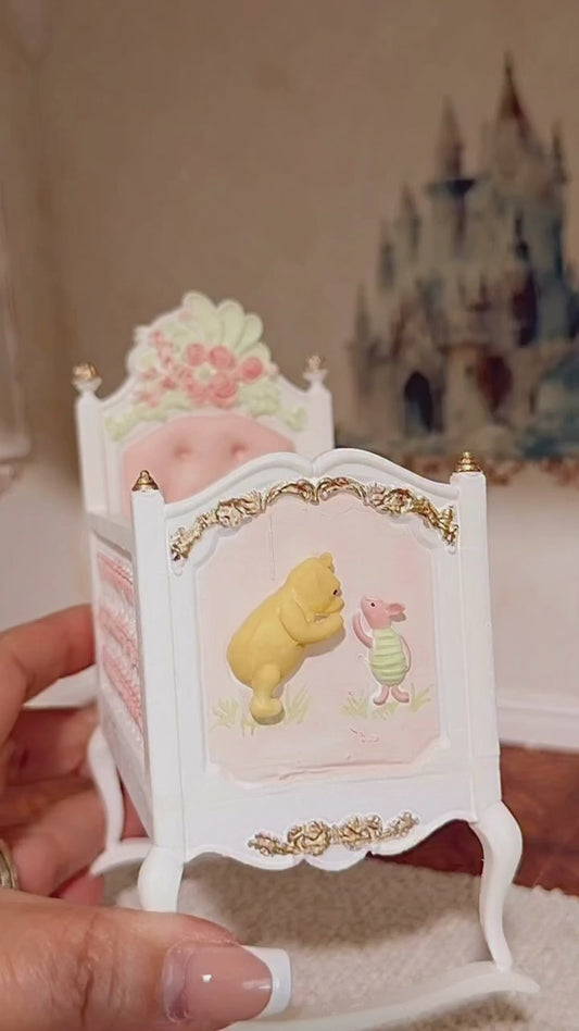 1:12 Scale Dollhouse Crib
