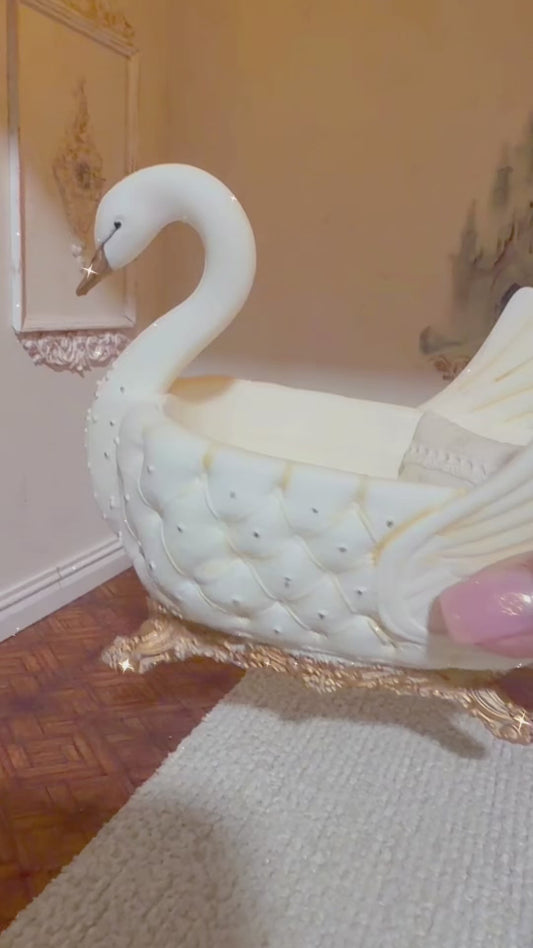 1:12 Scale Dollhouse Swan Crib